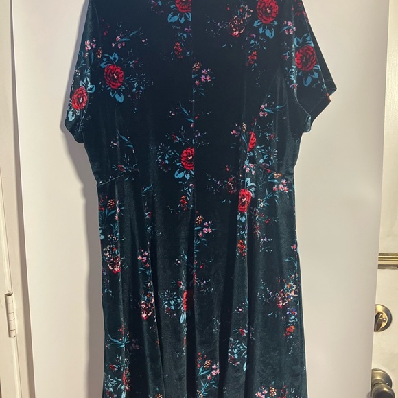 Torrid Multicolor Garment - Picture 5 of 5